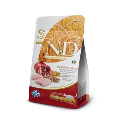 נאטורל אנד דלישס לחתול מסורס עוף ורימון מופחת דגנים N&D