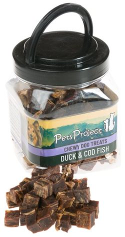 חטיף בצנצנת קוביות ברווז ודג קוד 400 גרם